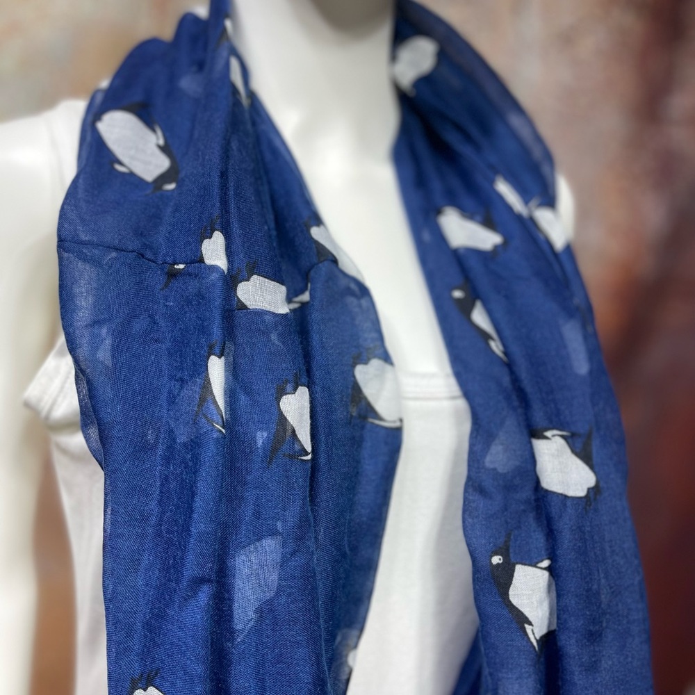 Girls Infinity Scarf - Picture 3 of 4